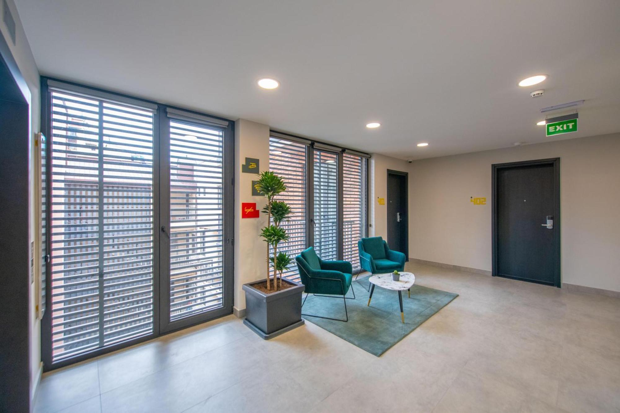 Qstay Gratus Tiflis Exterior foto